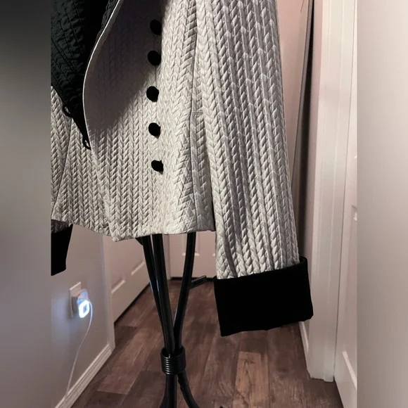 ARMANI COLLEZIONI beautiful BLAZER Jacket Made in ITALY with Velvet Details - Picture 15 of 16